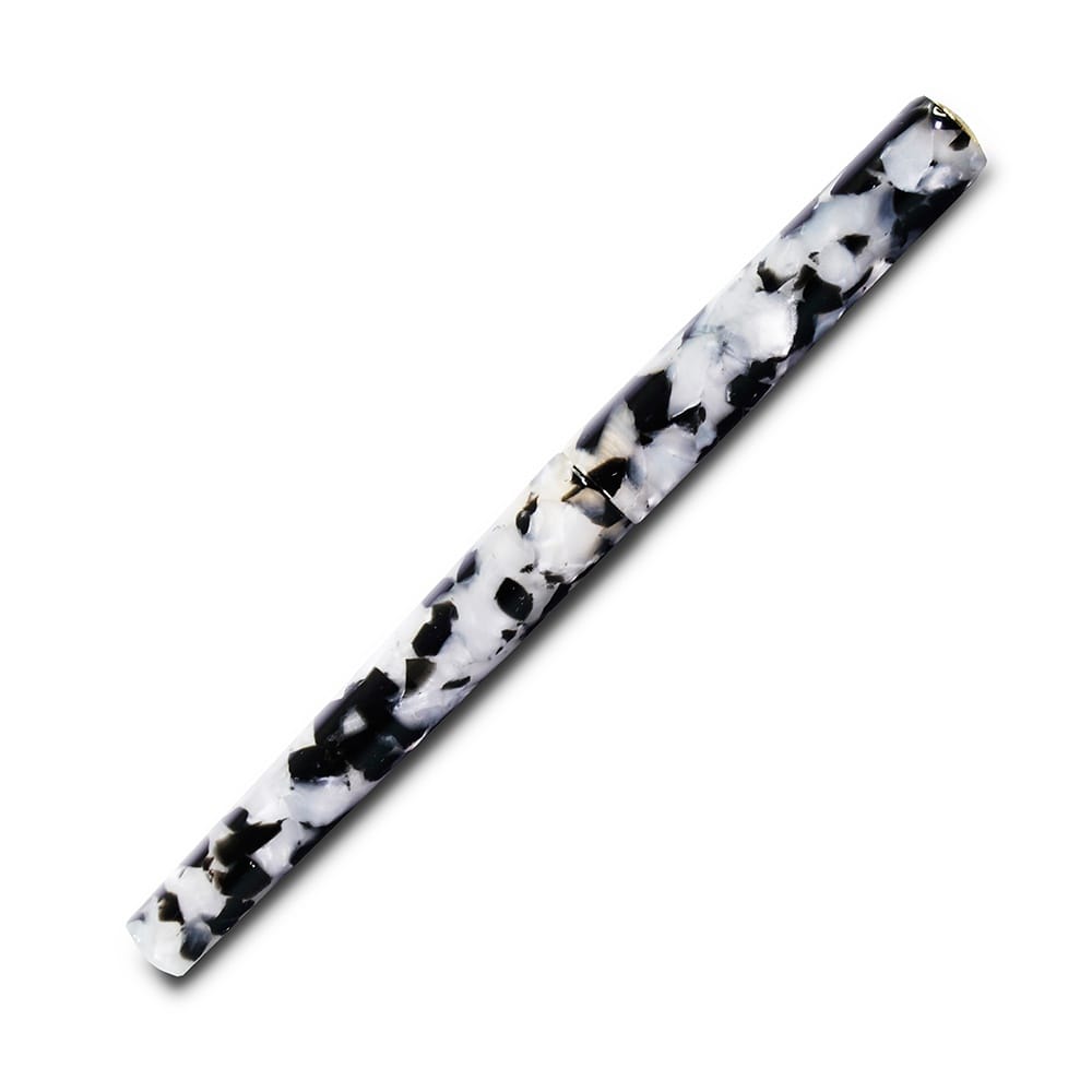 Resina Fountain Pen - White/Black
