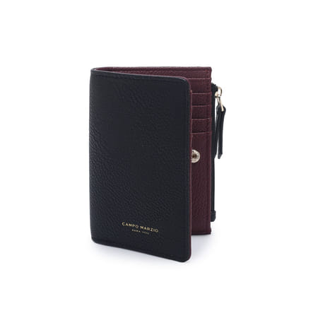 Janelle Wallet