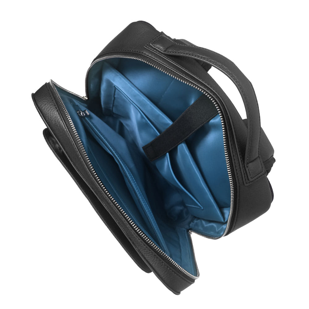 アンタイヨー ビジネス Austin Backpack 17